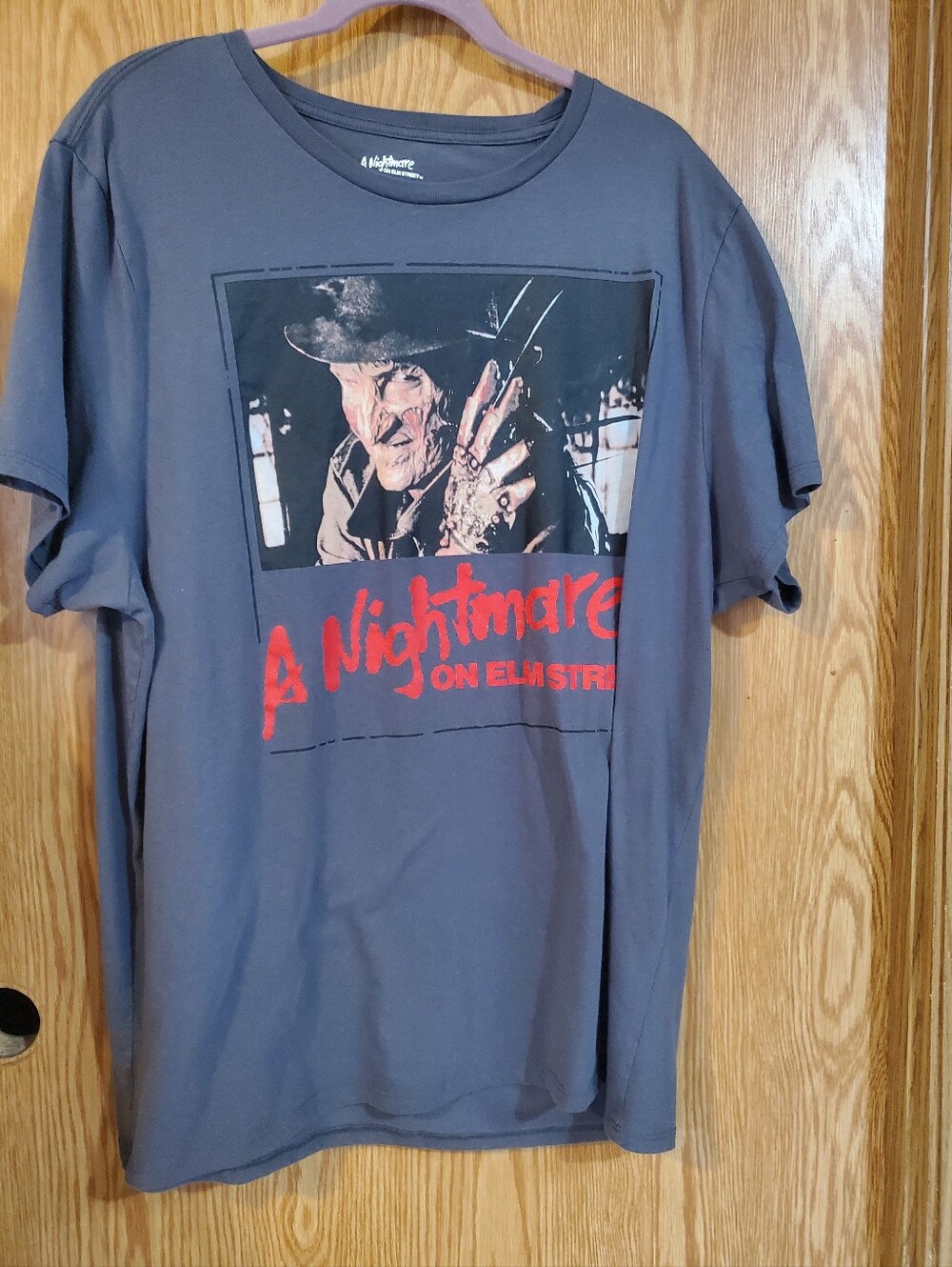 Mad Engine A Nightmare on Elm Street Graphic Tee - Gray Size 2X